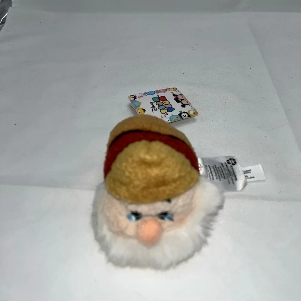 Disney Tsum Tsum Plush Snow White And The 7 Dwarfs Lot of 7 ALL WITH TAGS